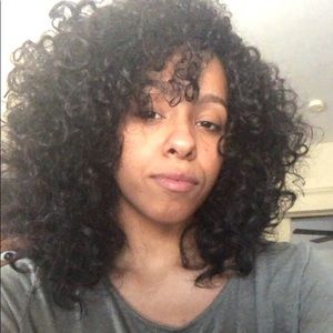 Meet your Posher, Candice